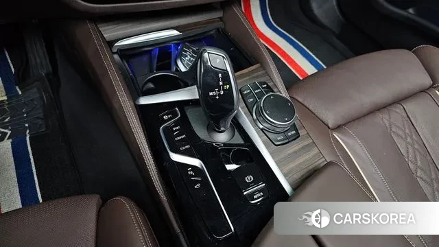 BMW 5 Series (G30) id 3560729 из Кореи 19