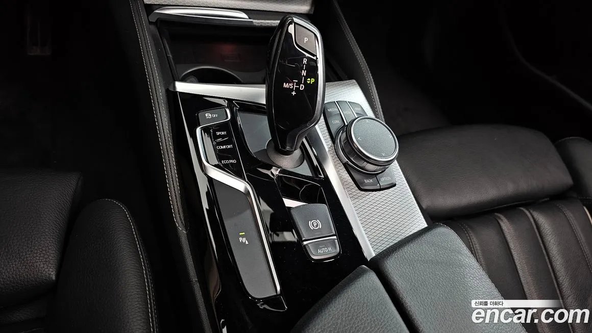 BMW 5 Series (G30) id 1798898 из Кореи 19