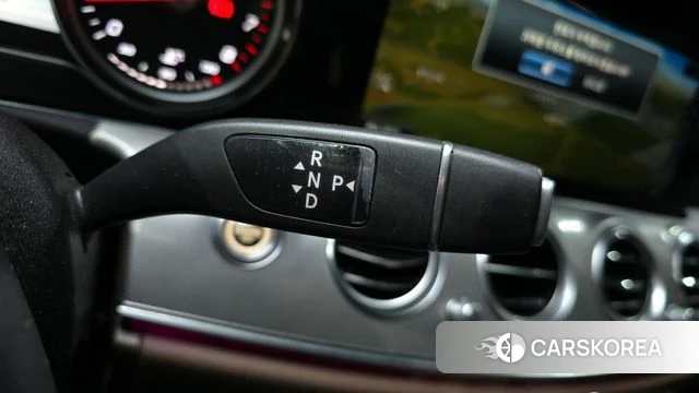 Mercedes-Benz E-Class W213 id 3853900 из Кореи 19