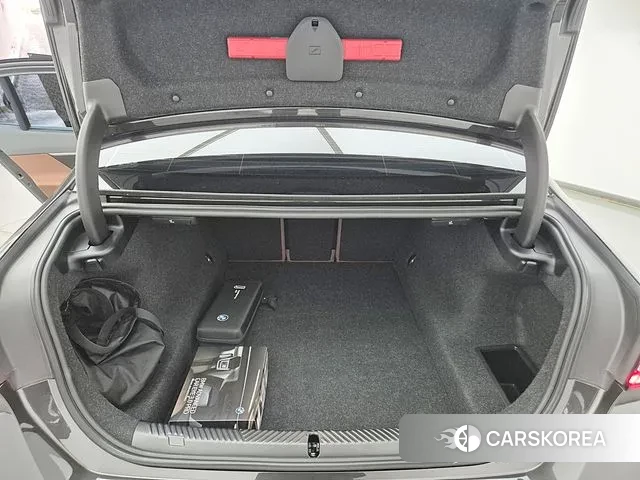 BMW 5 Series (G60) id 3477289 из Кореи 19