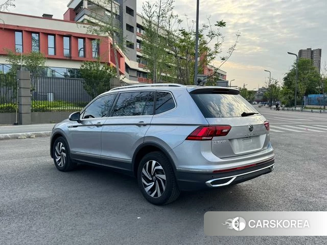 Volkswagen Tiguan L id 4277108 из Китая 9