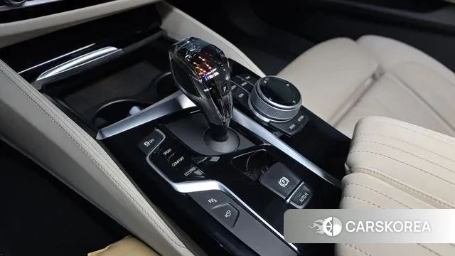 BMW 5 Series (G30) id 3778835 из Кореи 19