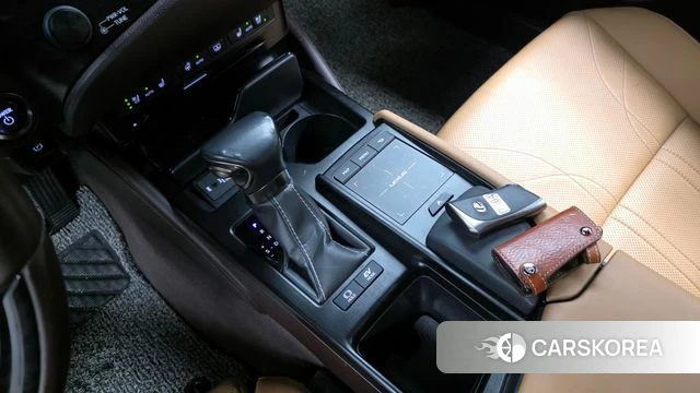 Lexus ES300h 7th generation id 4245884 из Кореи 19