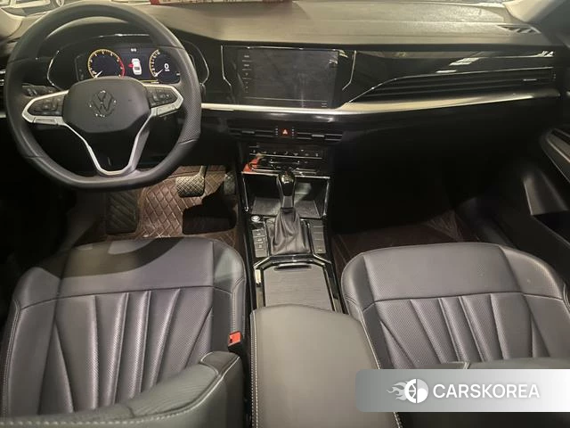Volkswagen Passat id 4260384 из Китая 14
