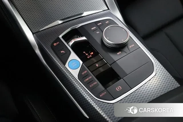 BMW i4 id 3695282 из Кореи 19