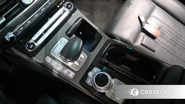 Genesis G90 id 4325000 из Кореи 31