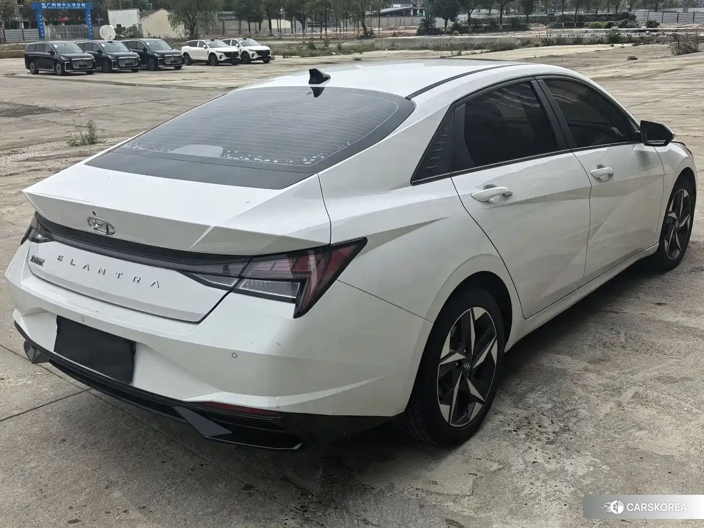 Hyundai Elantra id 4674381 из Китая 9