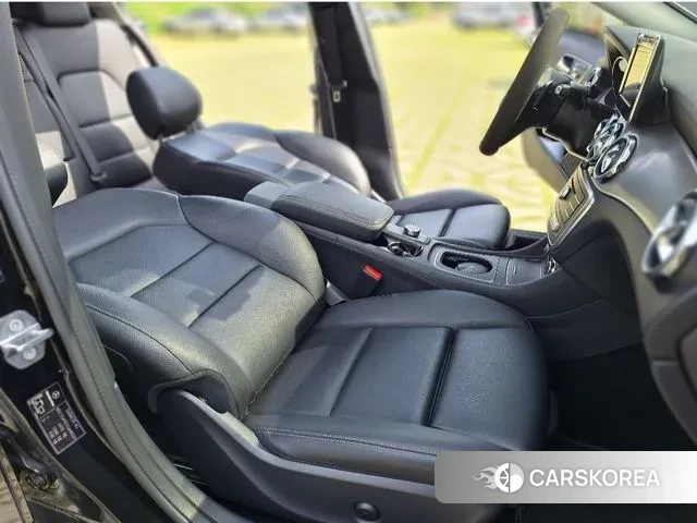 Mercedes-Benz GLA-Class X156 id 2902637 из Кореи 19