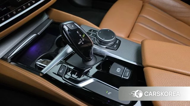 BMW 5 Series (G30) id 4246262 из Кореи 31