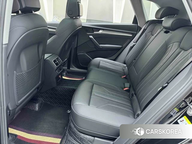 Audi Q5L id 4359009 из Китая 17