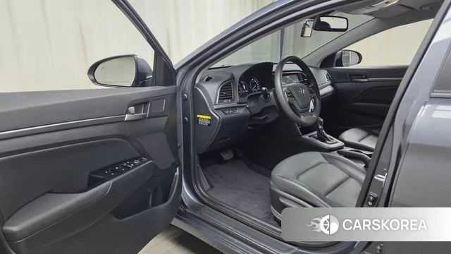 Hyundai Avante AD id 4907697 из Кореи 29