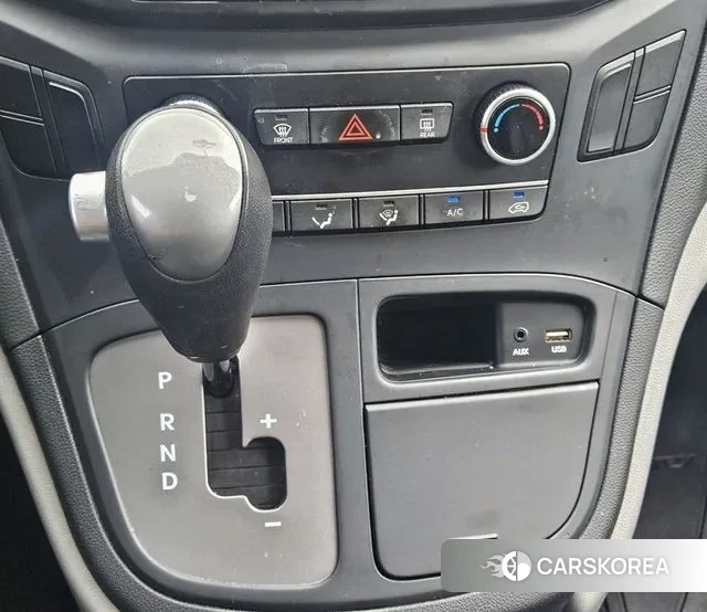 Hyundai The New Grand Starex id 2940867 из Кореи 19