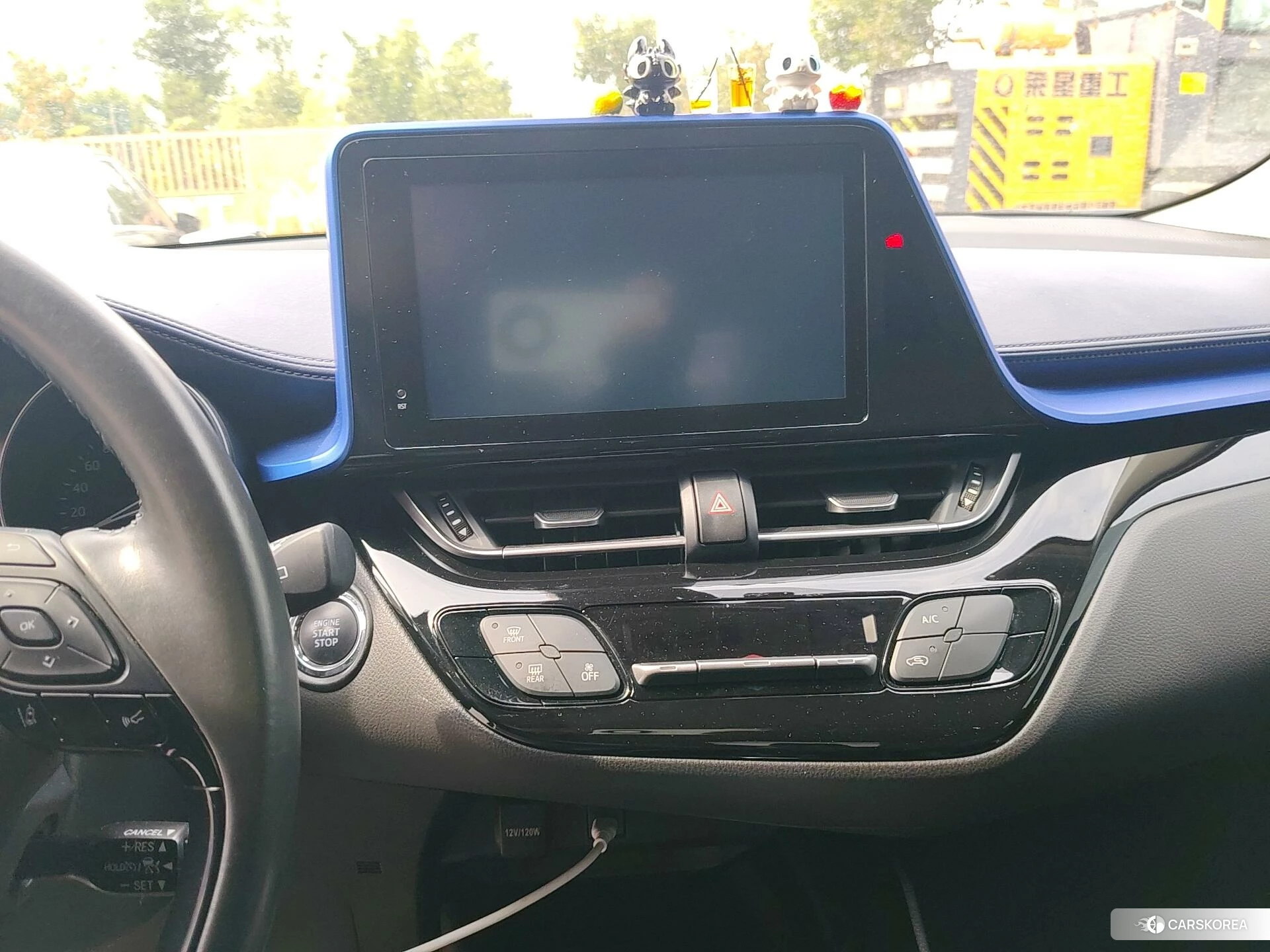 Toyota C-HR id 4467966 из Китая 17