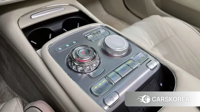 Genesis G90 (RS4) id 3518495 из Кореи 19