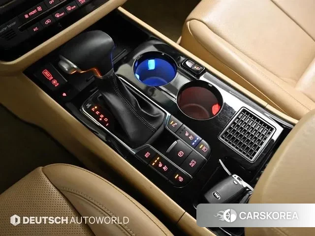 Kia The New Carnival id 3761021 из Кореи 17