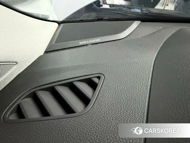 Audi Q3 Sportback id 4256991 из Китая 12