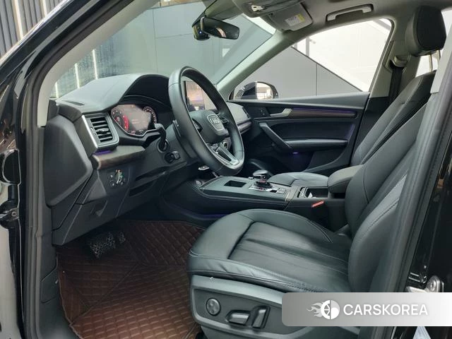 Audi Q5L id 4256731 из Китая 9