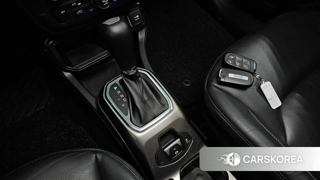 Jeep Renegade id 4294781 из Кореи 29