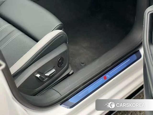 Audi A5L id 4278602 из Китая 39