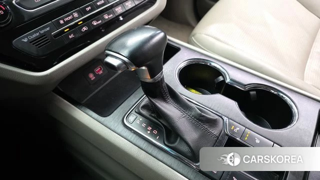 Kia The New Carnival id 4471453 из Кореи 19