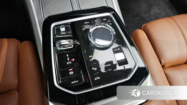 BMW 7 Series (G70) id 4774134 из Кореи 33