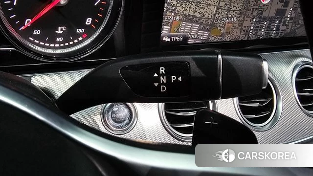 Mercedes-Benz E-Class W213 id 4356617 из Кореи 19