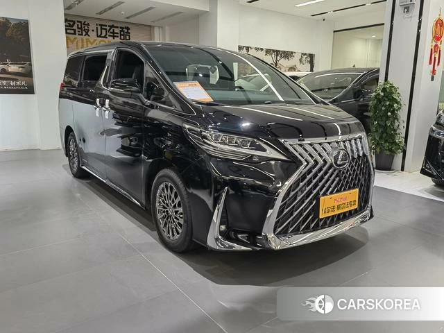 Lexus LM id 4278586 из Китая 12