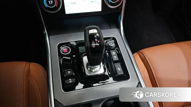 Jaguar XE id 3860586 из Кореи 19