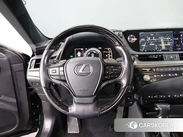 Lexus ES300h 7th generation id 3735829 из Кореи 19