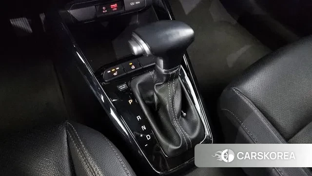 Kia Stonic id 3464579 из Кореи 19