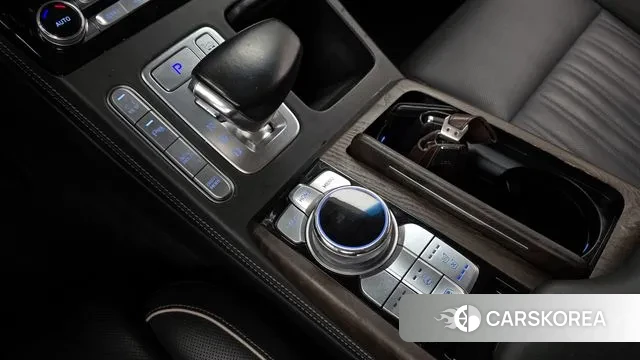 Genesis G90 id 3139598 из Кореи 19