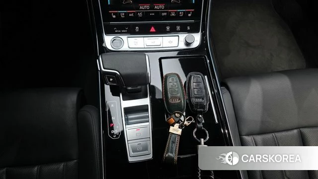 Audi A8 (D5) id 3859871 из Кореи 19