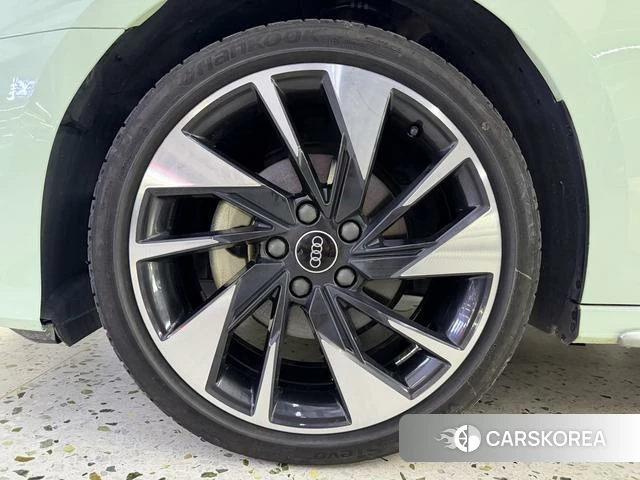 Audi A3 id 4342183 из Китая 18
