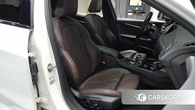 BMW 1 Series (F40) id 3860588 из Кореи 19