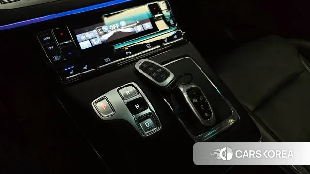 Hyundai The New Grandeur IG Hybrid id 3716831 из Кореи 19