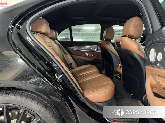 Mercedes-Benz E-Class W213 id 3982204 из Кореи 19