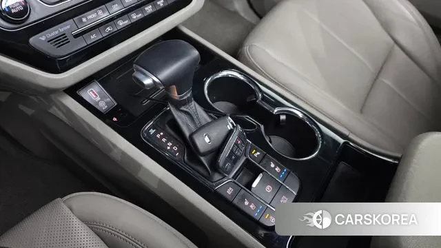 Kia The New Carnival id 3444236 из Кореи 19