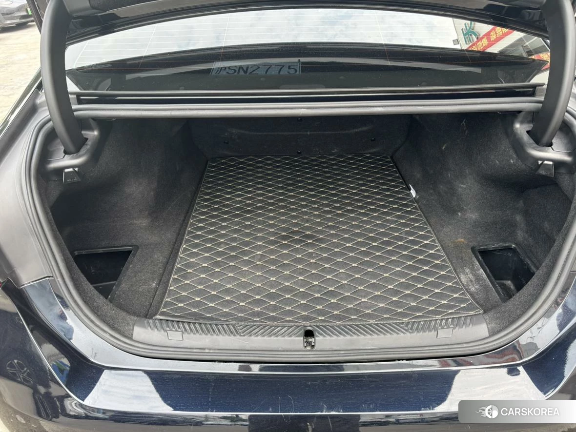 BMW i5 id 4419221 из Китая 13