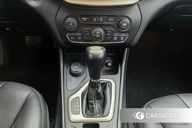 Jeep Free light id 4236157 из Китая 23