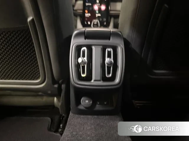 Polestar Polestar 2 id 3026738 из Кореи 19