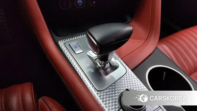 Genesis The New G70 id 3566140 из Кореи 19