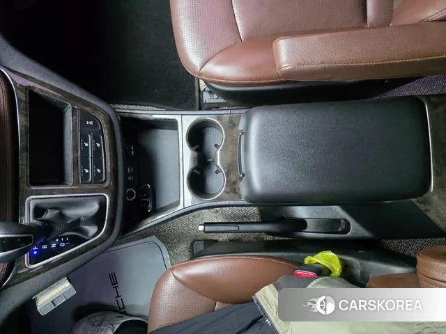 Hyundai The New Grand Starex id 3291591 из Кореи 16