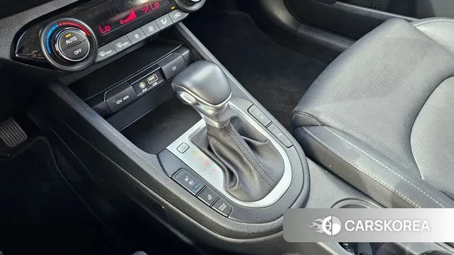 Kia Come New K3 id 3254297 из Кореи 19