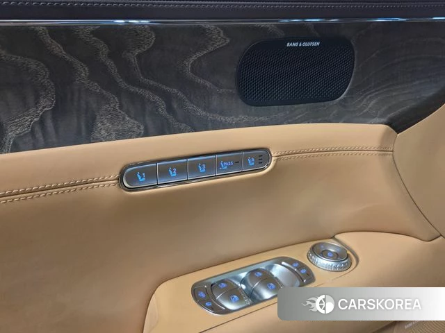 Genesis G90 (RS4) id 4753772 из Кореи 15