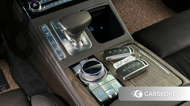 Genesis G90 id 3899608 из Кореи 19