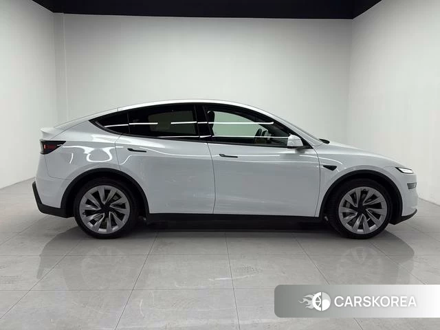 Tesla Model Y id 4238862 из Китая 19