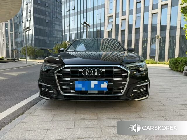Audi A6L id 4321260 из Китая 9