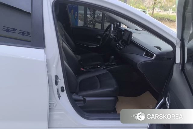 Toyota Corolla id 4328933 из Китая 16