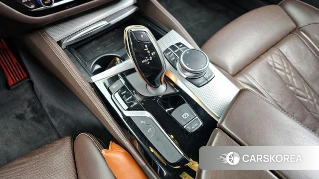 BMW 5 Series (G30) id 3834470 из Кореи 19