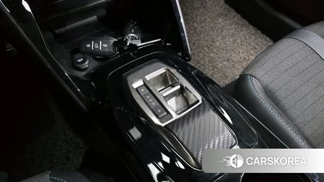 Peugeot e-208 second Generation id 3279808 из Кореи 19